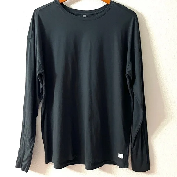 LIKE NEW Vuori Long Sleeve Feather Tee - Picture 3 of 9